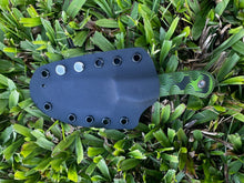 Load image into Gallery viewer, EDC Skinner_G10 handlev (Textured grip-Green & Black)