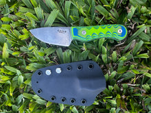 Load image into Gallery viewer, EDC Skinner_G10 handle (Textured grip-Green & Blue )