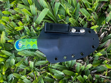 Load image into Gallery viewer, EDC Skinner_G10 handle (Textured grip-Green & Blue )