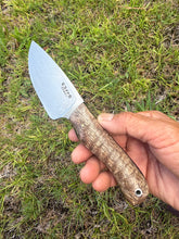 Load image into Gallery viewer, EDC Skinner_Mango wood handle (B)
