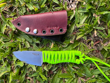 Load image into Gallery viewer, EDC Skinner Lite with Lime Green Paracord
