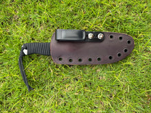 Load image into Gallery viewer, Sketto Lite with Black Paracord (Flat Sheath)