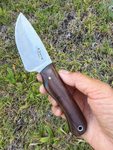 Load image into Gallery viewer, EDC Skinner_KOA wood handle
