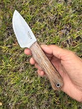 Load image into Gallery viewer, EDC Skinner_Mango wood handle

