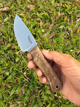 Load image into Gallery viewer, EDC Skinner_Mango wood handle
