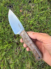 Load image into Gallery viewer, EDC Skinner_Mango wood handle
