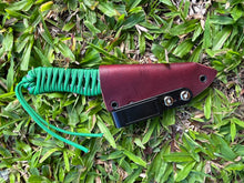Load image into Gallery viewer, EDC Skinner Lite with Green Paracord
