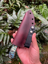 Load image into Gallery viewer, EDC Skinner_Paua handle
