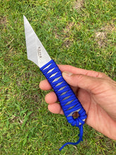 Load image into Gallery viewer, Kiridashi with Blue Paracord
