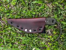 Load image into Gallery viewer, Kiridashi with Moss Green Paracord
