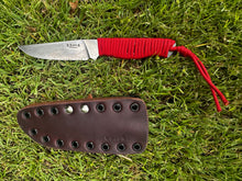 Load image into Gallery viewer, Sketto Lite with Red Paracord (Flat Sheath)
