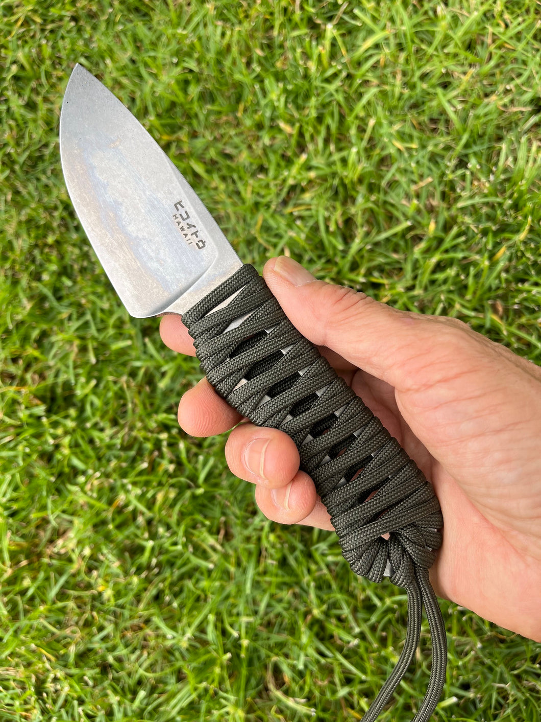 EDC Skinner Lite with Moss green Paracord