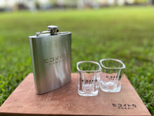 Load image into Gallery viewer, 　Stainless Steel Hip Flask
